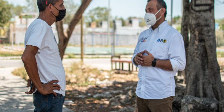 URGE ELOY PENICHE APOYAR&nbsp; AL CAMPO