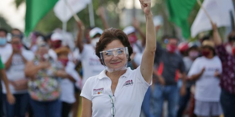 UNÁNIME RESPALDO EN LA COLONIA AMPLIACIÓN CTM A JUANITA ALONSO EN COZUMEL
