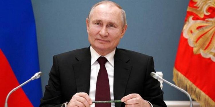 PUTIN PROMULGA LA LEY QUE LE PERMITIRÁ PERMANECER EN EL KREMLIN HASTA 2036
