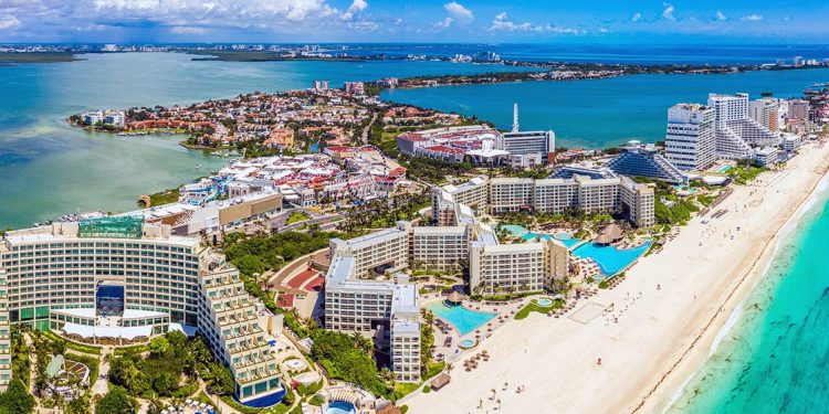 REPORTAN LLENO TOTAL DE CONSTRUCCIONES EN LA ZONA HOTELERA DE CANCÚN