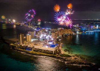 FELICITA EL GOBERNADOR A CANCÚN Y A SU GENTE POR EL 51 ANIVERSARIO DE FUNDACIÓN
