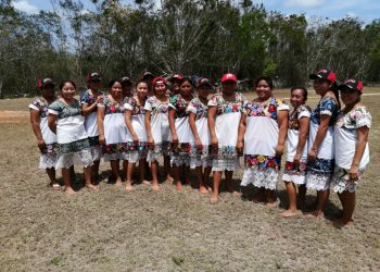 REALIZAN DIABLITAS DE HONDZONOT TRIANGULAR CON EQUIPOS DE CHETUMAL Y CAMPECHE