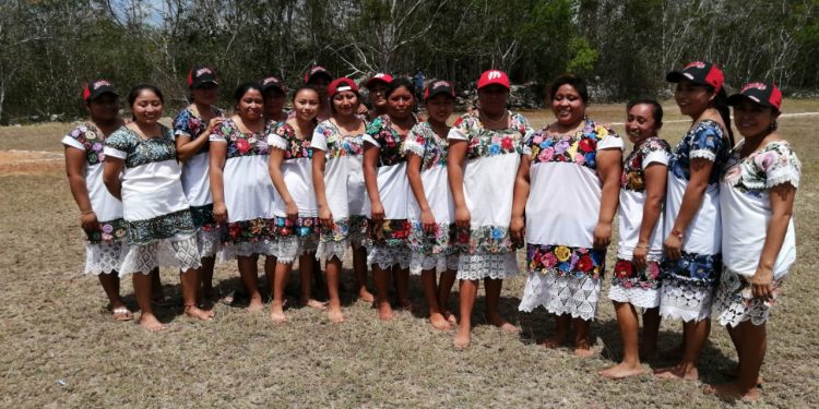 REALIZAN DIABLITAS DE HONDZONOT TRIANGULAR CON EQUIPOS DE CHETUMAL Y CAMPECHE