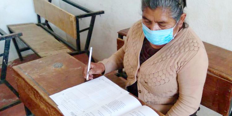 DOS MIL 400 ADULTOS PRESENTARÁN EXÁMENES EN EL IEEA QUINTANA ROO