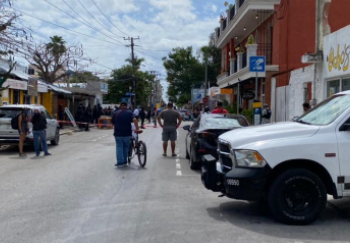 BALACERA EN EL CENTRO DE PLAYA DEL CARMEN NO REGISTRA HERIDOS.