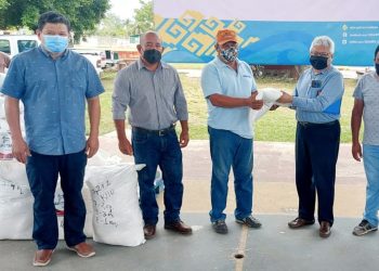 “ENDULZA” SEDARPE A APICULTORES DE BACALAR CON APOYOS