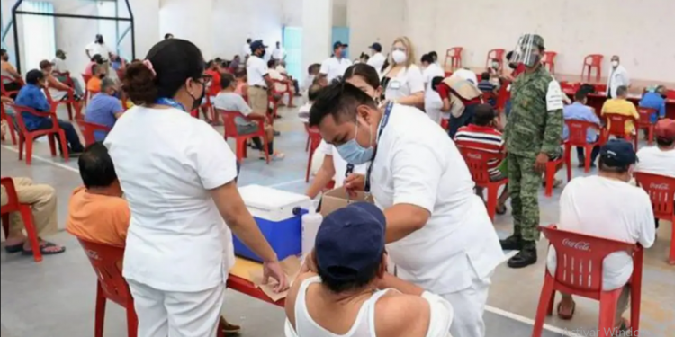 VACUNAS CONTRA COVID-19 YA FUERON APLICADAS A ADULTOS MAYORES EN CERESOS DE YUCATÁN