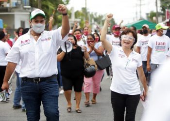 JUANITA ALONSO Y JUAN CARRILLO JUNTOS HACEN HISTORIA EN QUINTANA ROO