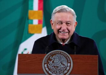 LÓPEZ OBRADOR SE VACUNA CONTRA LA COVID ESTE MARTES PARA DAR CONFIANZA