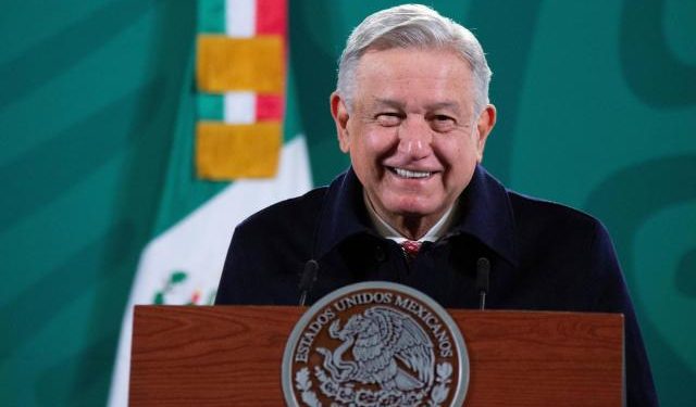 LÓPEZ OBRADOR SE VACUNA CONTRA LA COVID ESTE MARTES PARA DAR CONFIANZA