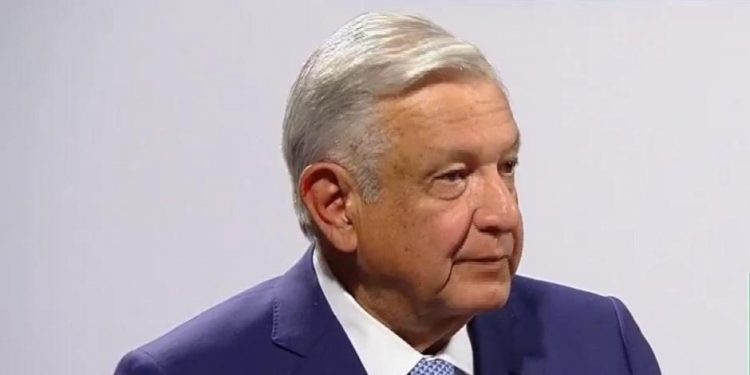 AMLO RECUERDA A JESUCRISTO ESTE VIERNES SANTO Y SU «PREFERENCIA POR LOS POBRES Y LA PAZ»