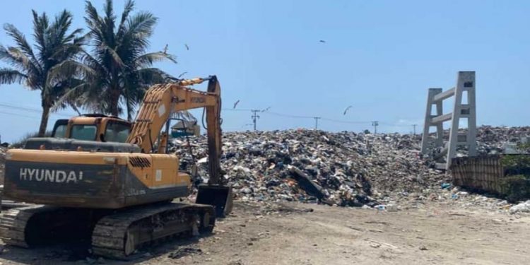 TRABAJOS DE SANEAMIENTO EN LA ESTACIÓN DE TRANSFERENCIA DE BASURA, ESTÁN EN STAND BY EN ISLA MUJERES