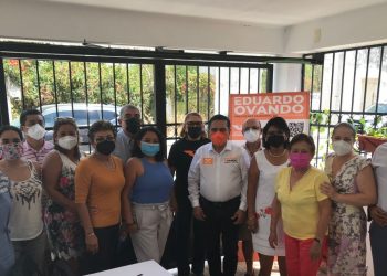 EL CANDIDATO A LA PRESIDENCIA MUNICIPAL DE BENITO JUÁREZ, EDUARDO OVANDO, SE REÚNE CON MUJERES CANCUNENSES PARA ESCUCHAR SUS DEMANDAS.