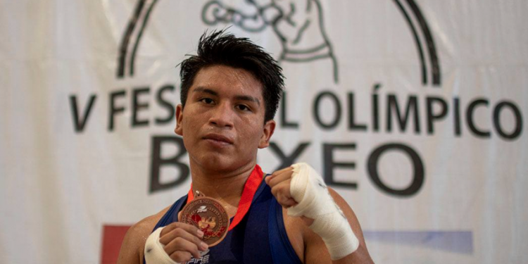 MEDALLA DE BRONCE PARA EL PÚGIL ESAÚ PADILLA