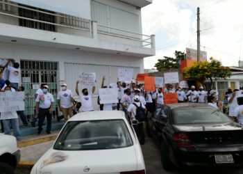 SE MANIFIESTAN TRABAJADORES DE HOTELES DE CANCÚN Y PLAYA EN JUNTA DE CONCILIACIÓN Y ARBITRAJE
