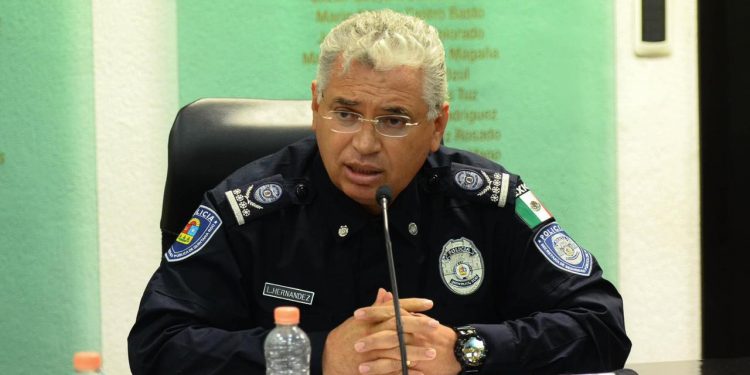 MALA ALIMENTACIÓN Y SOBREPESO DE POLICÍAS PRINCIPALES DEFICIENCIAS EN POLICÍAS MUNICIPALES