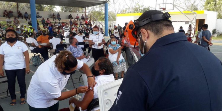 15 MIL VACUNAS SOBRANTES DE JORNADA DE VACUNACIÓN EN CANCÚN