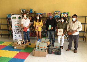 FESTEJA AHT DÍA DEL NIÑO Y DONA LIBROS EN “SAN SILVERIO”