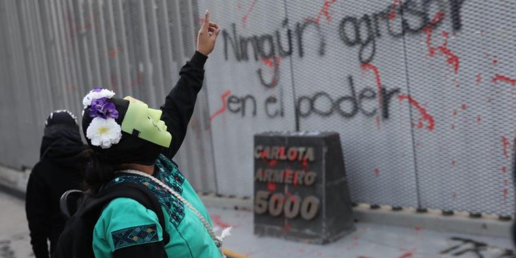 PINTAN SEDE DEL TRIBUNAL ELECTORAL CONTRA FÉLIX SALGADO