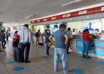 CENTRALES DE AUTOBUSES EN VILLAHERMOSA REGISTRAN IMPORTANTE AFLUENCIA DE PASAJEROS