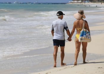 MANTIENE SOLIDARIDAD SUS PLAYAS LIMPIAS DURANTE LAS VACACIONES DE SEMANA SANTA