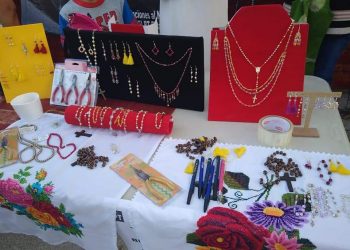 PROMUEVE EL PT EXPOSICIÓN ARTESANAL EN PUERTO MORELOS