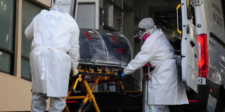 CIERRA MARZO CON 895 PACIENTES ACTIVOS DE COVID-19