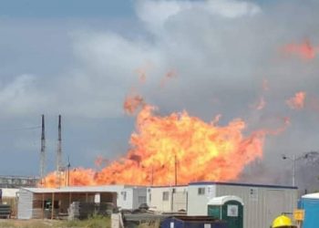 REPORTAN INCENDIO EN EL COMPLEJO PETROQUÍMICO PAJARITOS, EN VERACRUZ