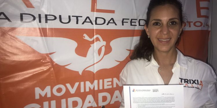 TRIXIA VALLE FIRMA PACTO POR LA PRIMERA INFANCIA