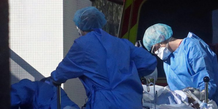 EL SEMÁFORO SE MANTIENE EN NARANJA PERO NO HAY QUE BAJAR LA GUARDIA