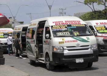 CONDUCTORES DE MAYA CARIBE PROTAGONIZAN PLEITO CALLEJERO EN CANCÚN