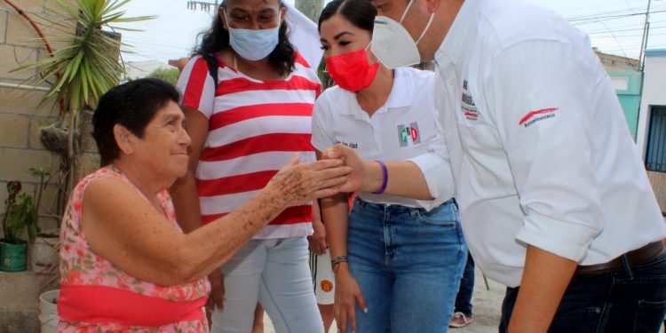 ADULTOS MAYORES CONFÍAN EN JORGE RODRÍGUEZ DEL PRI PARA PRESIDENTE MUNICIPAL DE BENITO JUÁREZ