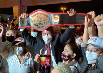 CONTUNDENTE VICTORIA DE DAVID MONREAL EN DEBATE