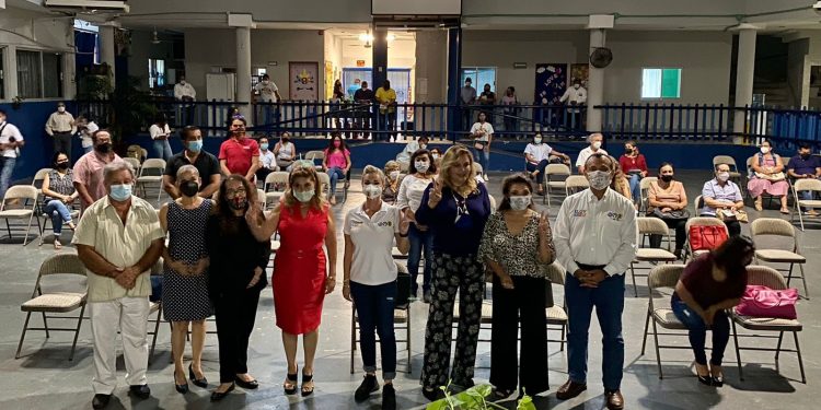 REPROBADOS EN APOYO A LA EDUCACIÓN – CARMEN JOAQUÍN