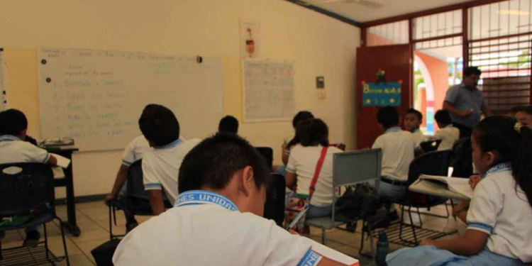 CANCÚN NO REGRESARÁ A CLASES PRESENCIALES EL 7 DE JUNIO: CARLOS JOAQUÍN