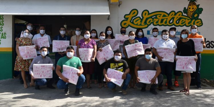 IEQROO LANZA CAMPAÑA “VOTO SEGURO EL 6 DE JUNIO” CON LA DISTRIBUCIÓN DE 250 MIL HOJAS DE PAPEL TORTILLA.