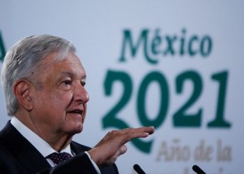 ASEGURA AMLO QUE EN OCTUBRE TODOS LOS MEXICANOS ESTARÁN VACUNADOS