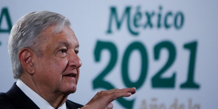 ASEGURA AMLO QUE EN OCTUBRE TODOS LOS MEXICANOS ESTARÁN VACUNADOS