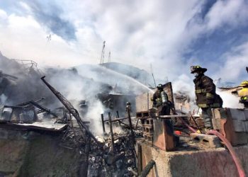 INCENDIO ARRASA CON 45 VIVIENDAS EN EL NORTE DE CHILE