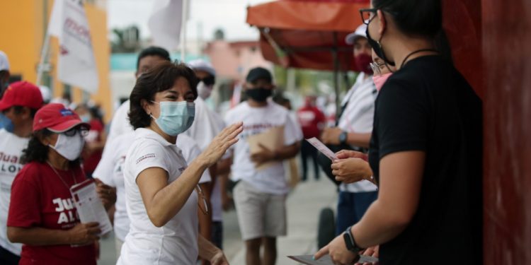 GOBIERNO JUSTO Y EQUITATIVO OFRECE JUANITA ALONSO A COZUMELEÑOS