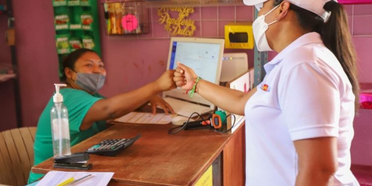 RECONOCE BLANCA MERARI LA IMPORTANCIA DEL PEQUEÑO COMERCIO Y LE OFRECE APOYO