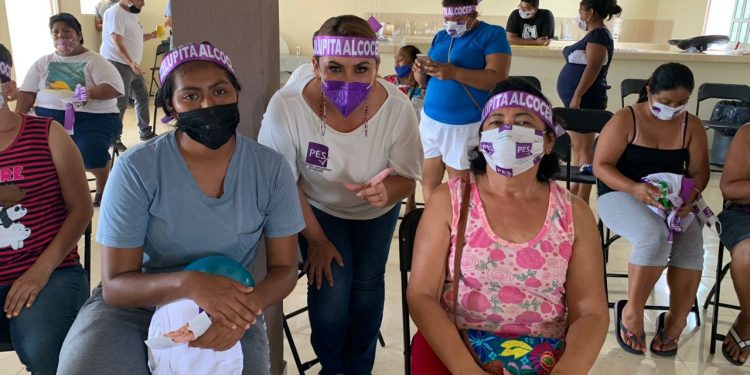 ’VAMOS A TRABAJAR POR ELLOS, POR TENER UNA FAMILIA RICA LLENA DE VALORES Y QUE REGRESE LA PAZ Y SEGURIDAD EN BENITO JUÁREZ’: LUPITA ALCOCER