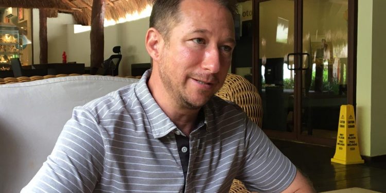 PREOCUPA A LÍDER HOTELERO DE TULUM ATRASO EN REPARACIÓN DE CARRETERA CANCÚN-PLAYA DEL CARMEN