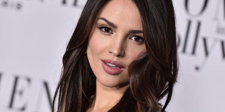 EIZA GONZÁLEZ PRESUME DE SER LA ACTRIZ MÁS TAQUILLERA DE HOLLYWOOD