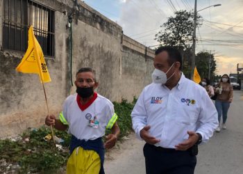 URGE ELOY PENICHE ATENCIÓN DE ADULTOS MAYORES