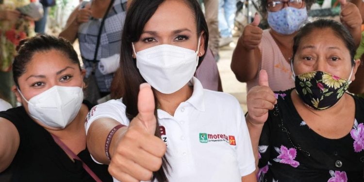 MEJORAR LAS CONDICIONES DE TRABAJO DE LOS MAESTROS, EN LA AGENDA DE LAURA FERNÁNDEZ