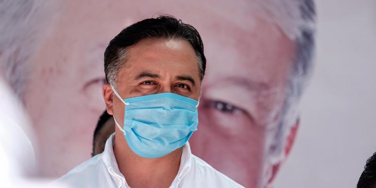 INCURRE JORGE PARRA EN UNA IRREGULARIDAD AL OSTENTARSE COMO SECRETARIO GENERAL DE MORENA