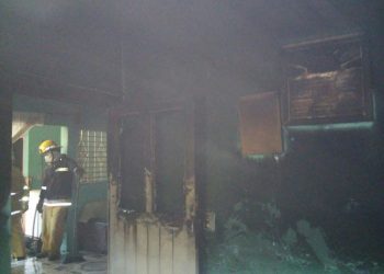 CORTO CIRCUITO PROVOCA FUERTE INCENDIO EN UN DEPARTAMENTO DE EMILIANO ZAPATA