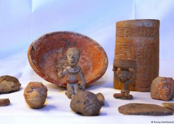 ALEMANIA REGRESARÁ ESCULTURAS MAYAS ROBADAS A MÉXICO