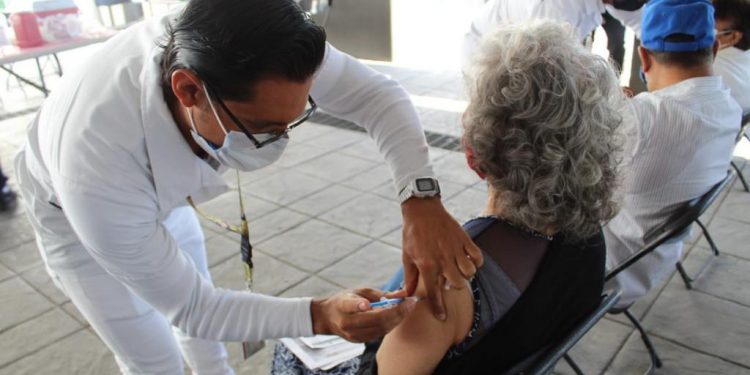 ESTE LUNES INICIA APLICACIÓN DE SEGUNDA DOSIS PARA ADULTOS MAYORES DE MÁS DE 60 AÑOS EN YUCATÁN
